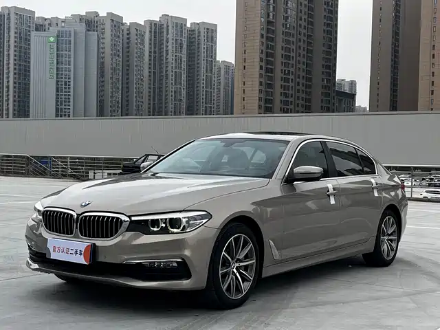 BMW 5 SERIES