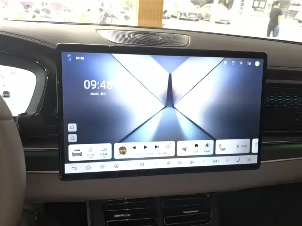 BYD Han 2024 EV Glory Edition 610KM AWD Celestial Eye Smart Driving фото 13