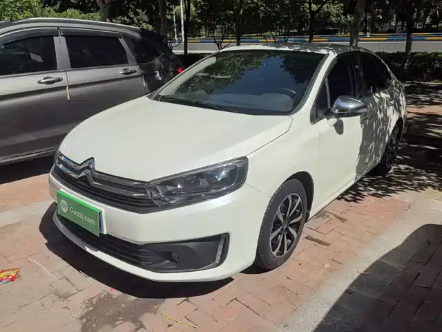  Citroën C4 C-Quatre 2016 1.6L Manual Luxury