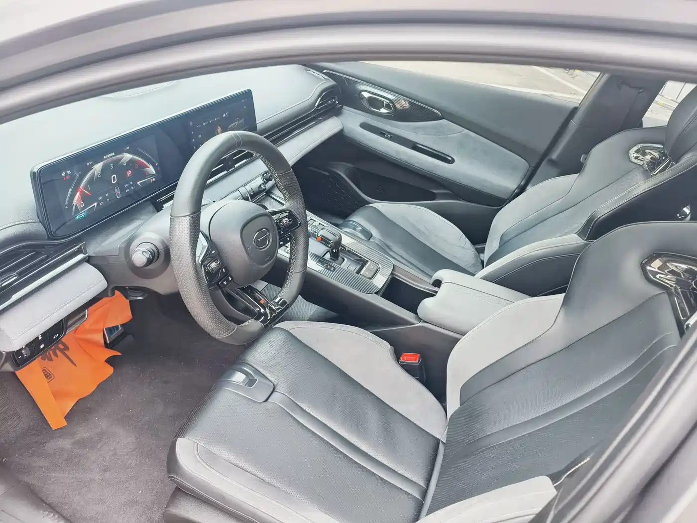 GAC Trumpchi Trumpchi Emkoo 2023 400T Auto R MAX фото 9