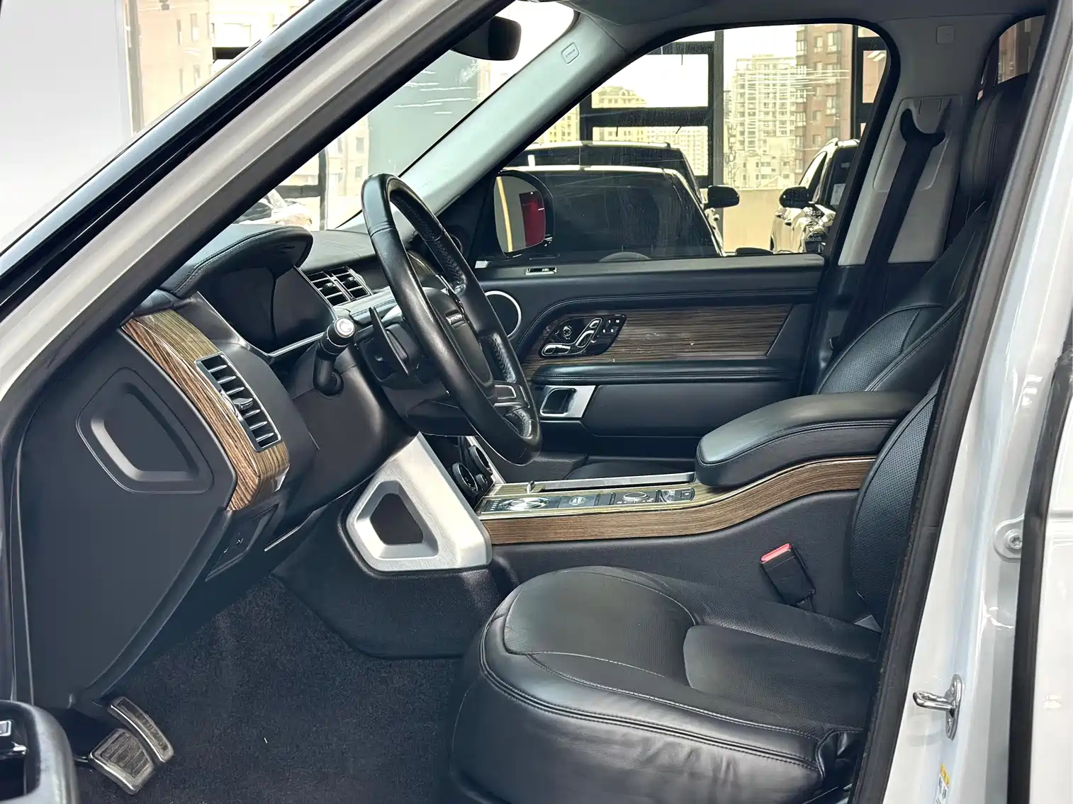 Фото 4 - Land Rover Range Rover