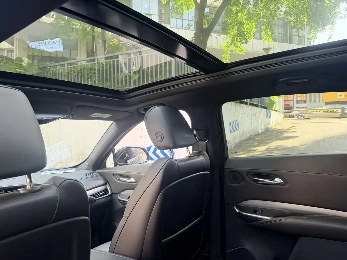 Cadillac XT4 2018 28T FWD Leading Edition фото 13