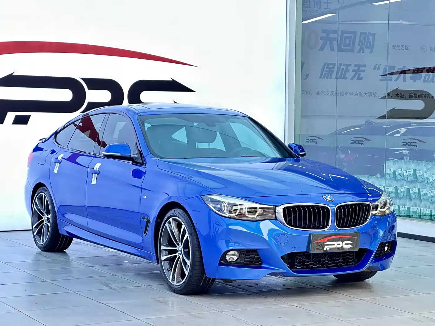 BMW 3 Series GT 2018 330i xDrive M Sport фото 3
