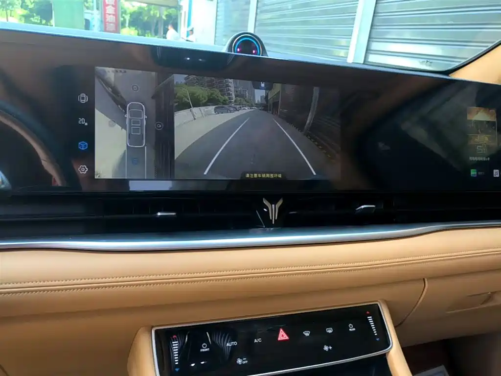 Voyah Auto Voyah Dreamer 2024 PHEV Ultra Long Range Premium Edition фото 8