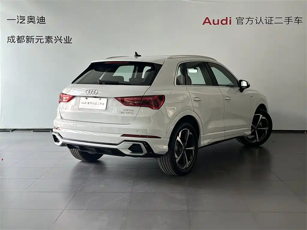 Audi Q3 2024 35 TFSI Fashion Elegance фото 4