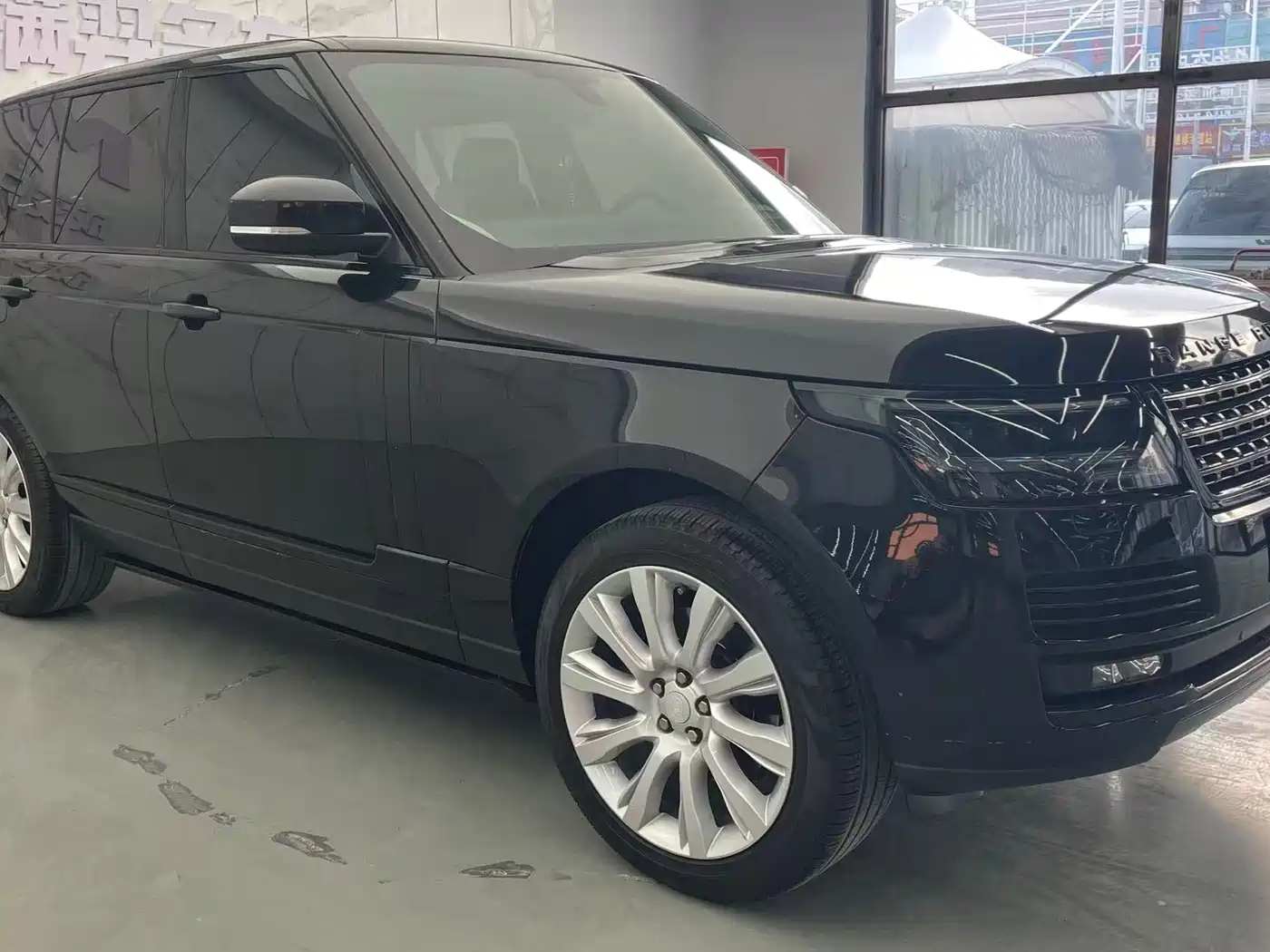 Land Rover Range Rover 2015 3.0 SC V6 Vogue фото 3