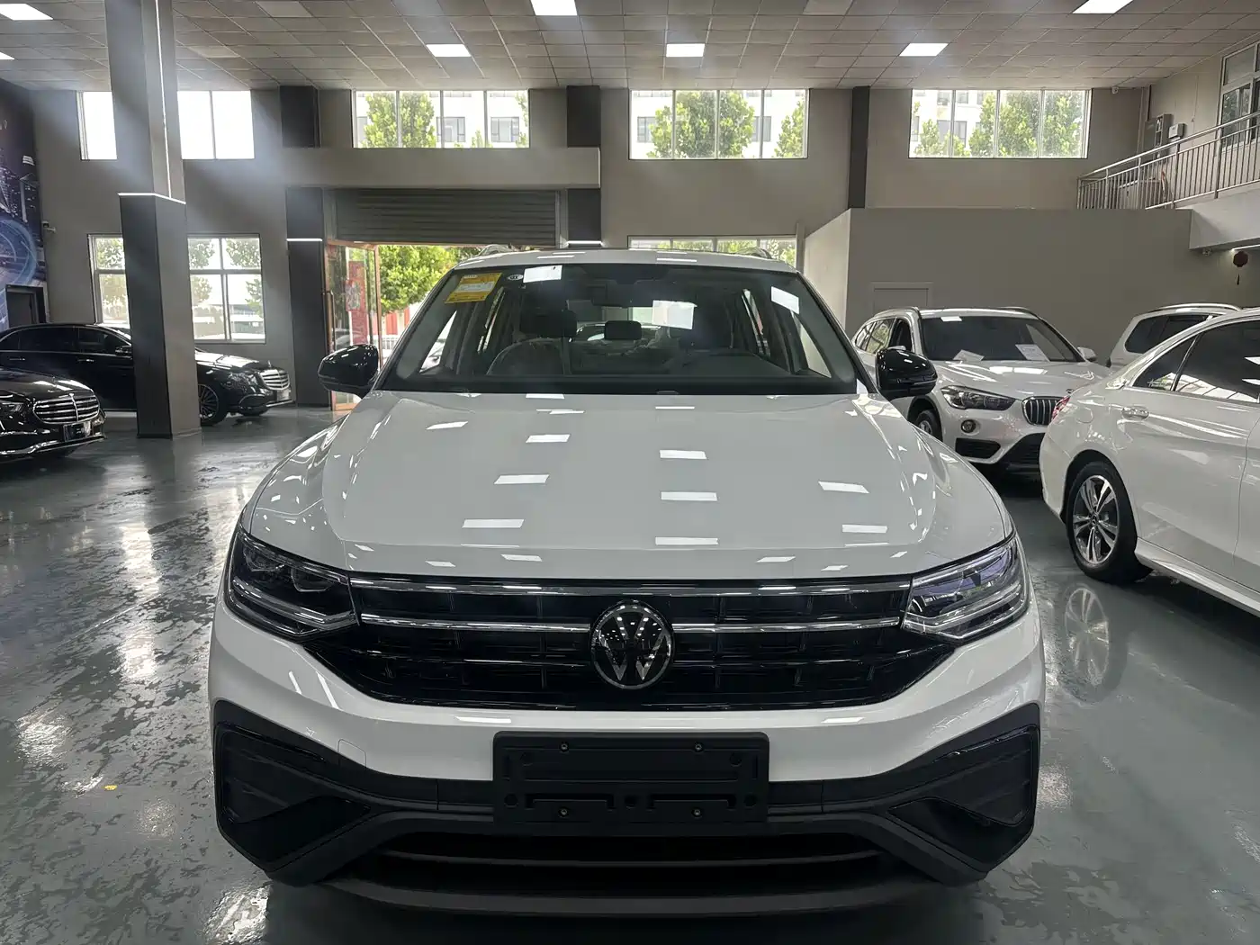 Volkswagen Tiguan L 2026 2025 Model 300TSI Auto 2WD Dragon Edition
