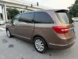 Фото 7 - Buick GL8