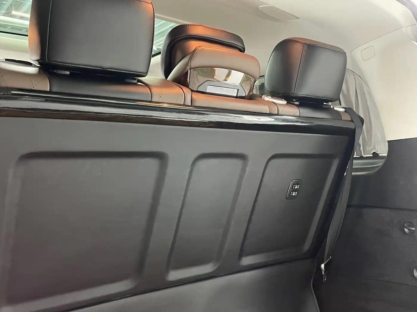 Mercedes-Benz V-Class 2020 V 260 Luxury Edition фото 23