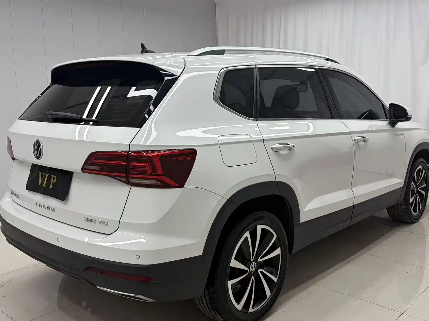 Volkswagen Tharu 2021 280TSI 2WD Luxury Plus фото 4