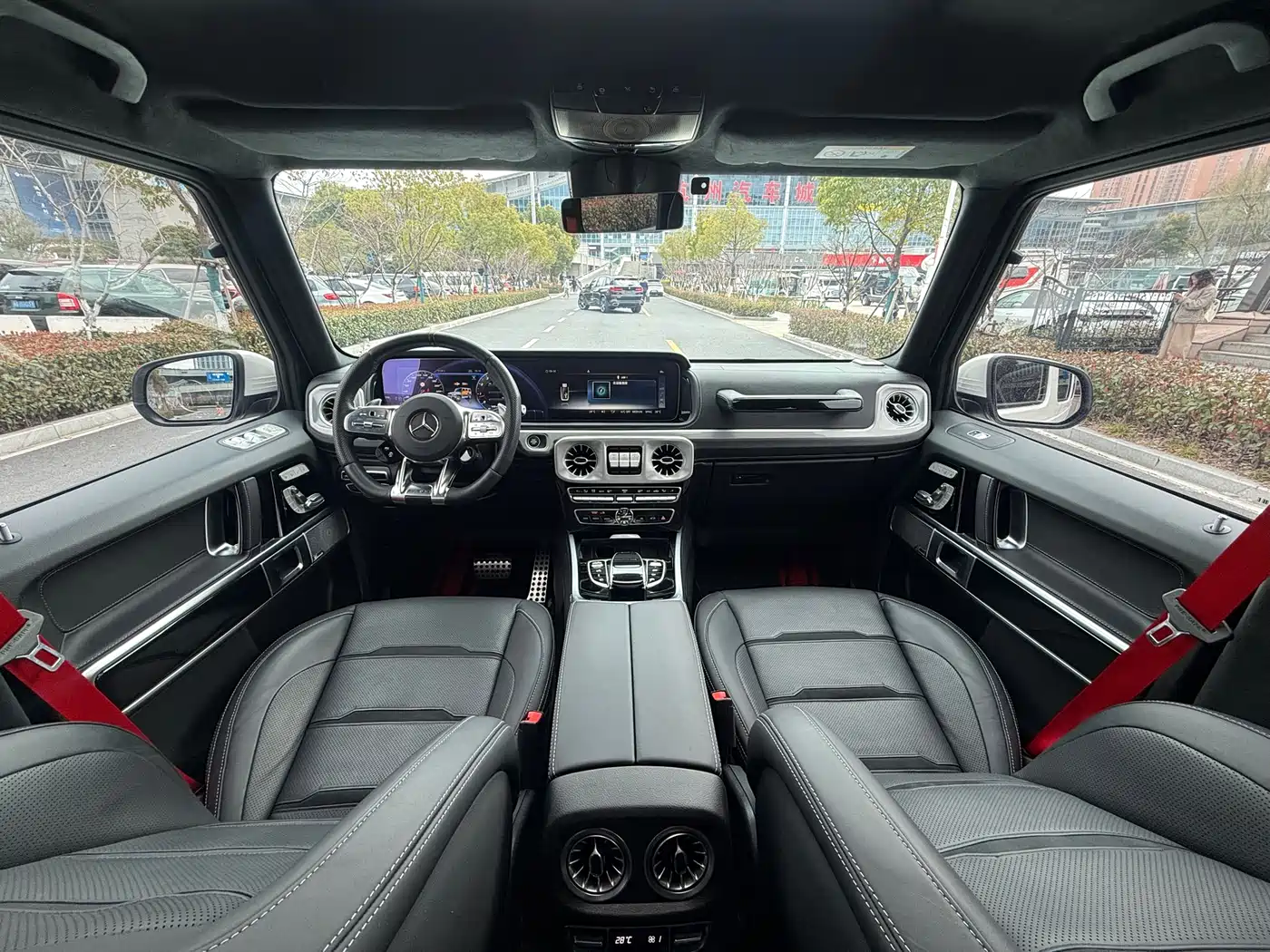 Mercedes-Benz G-Class AMG 2023 AMG G 63 фото 8