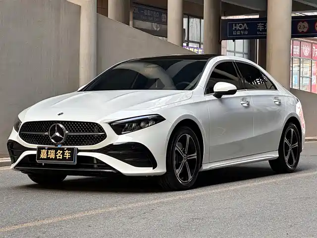 MERCEDES-BENZ A CLASS