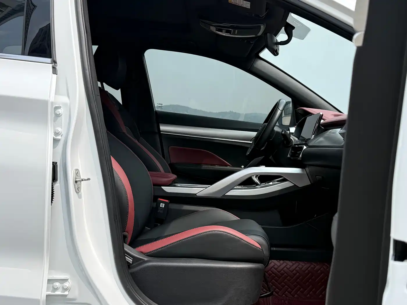 GEELY AUTOMOBILE BINYUE