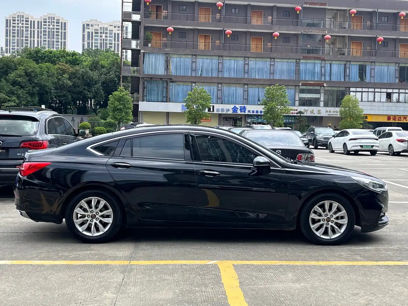 Hongqi H5 2019 30TD Style Edition фото 14
