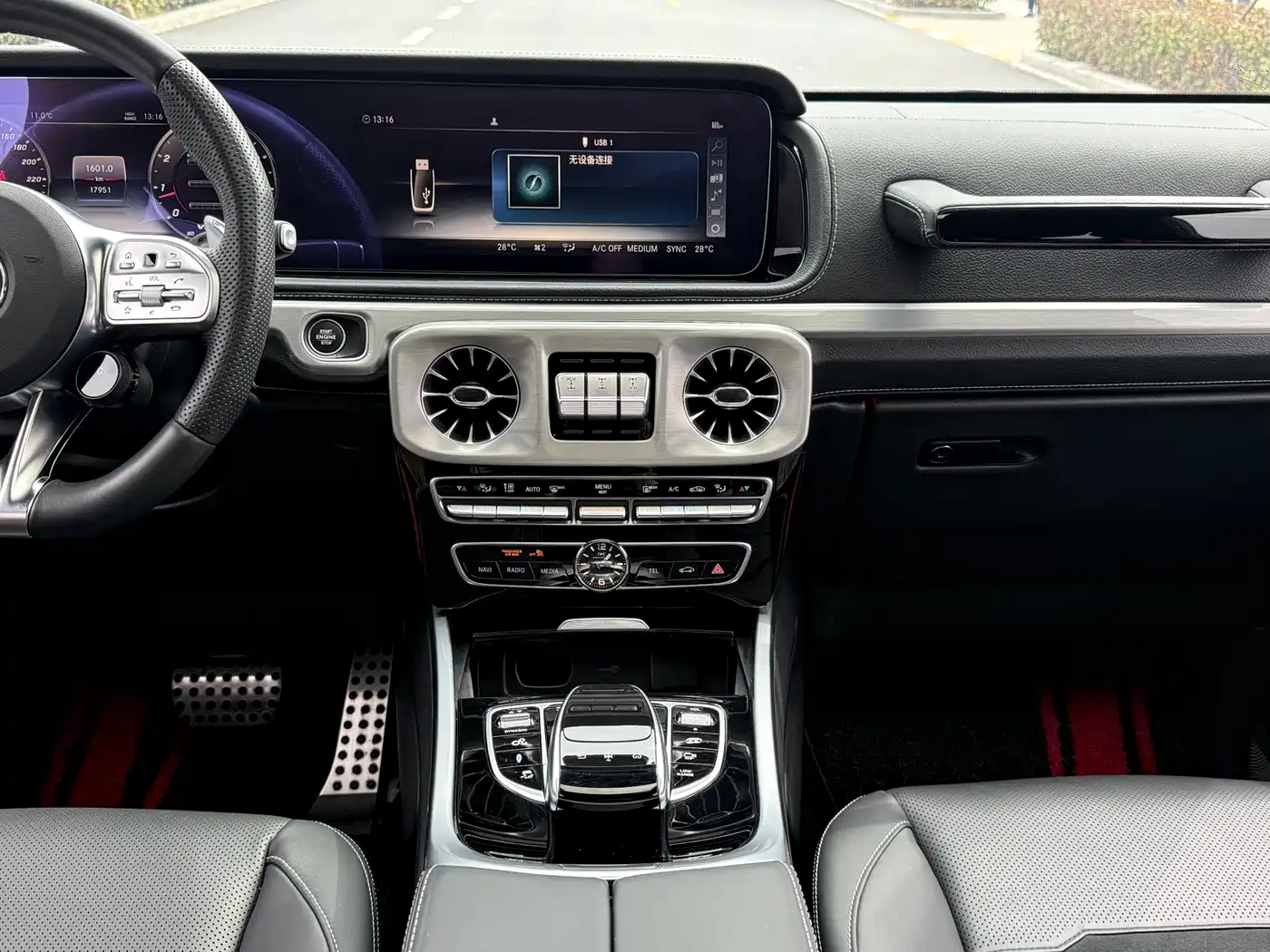 Mercedes-Benz G-Class AMG 2023 AMG G 63 фото 11