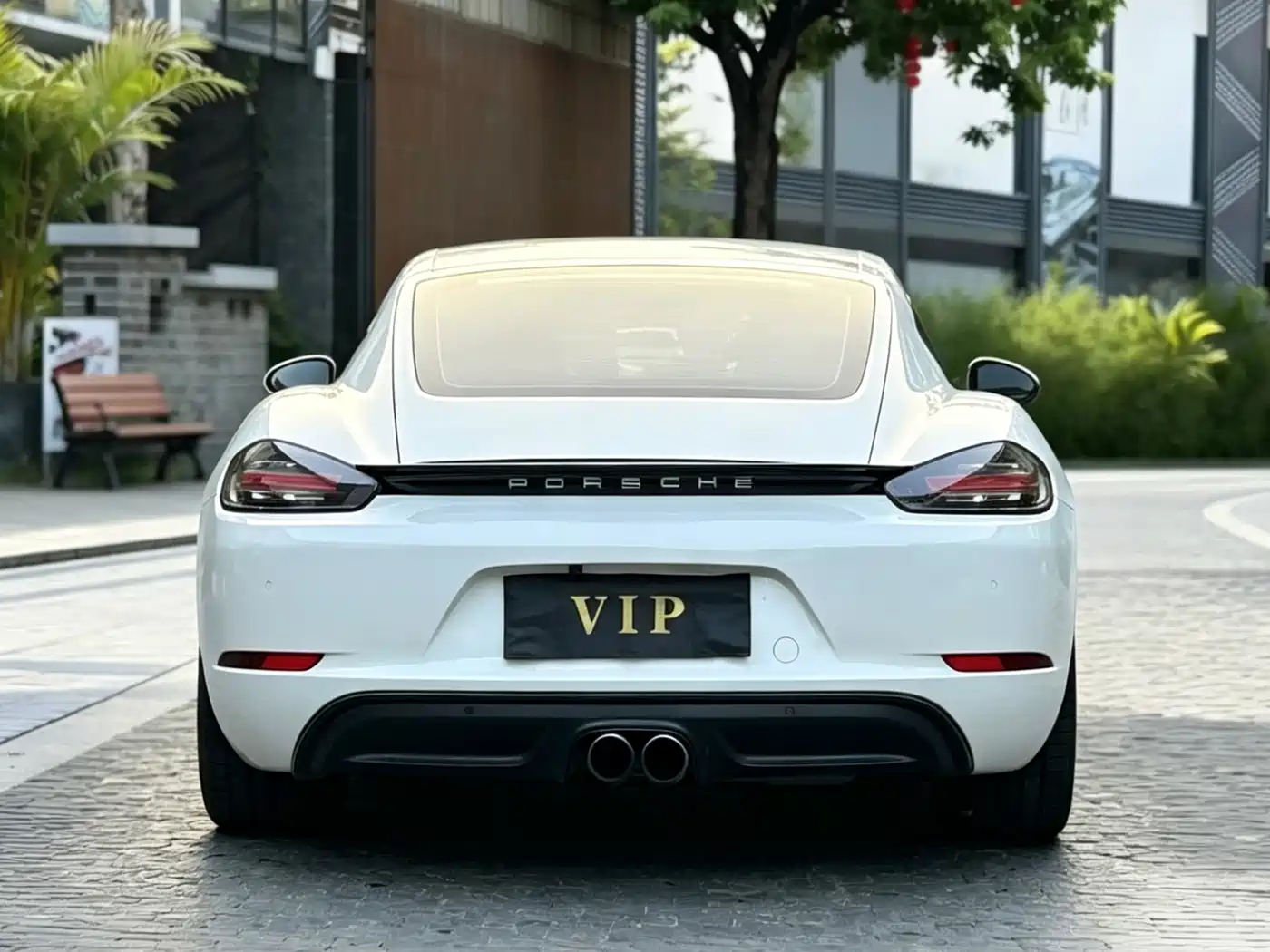 Porsche 718 2018 Cayman 2.0T фото 8