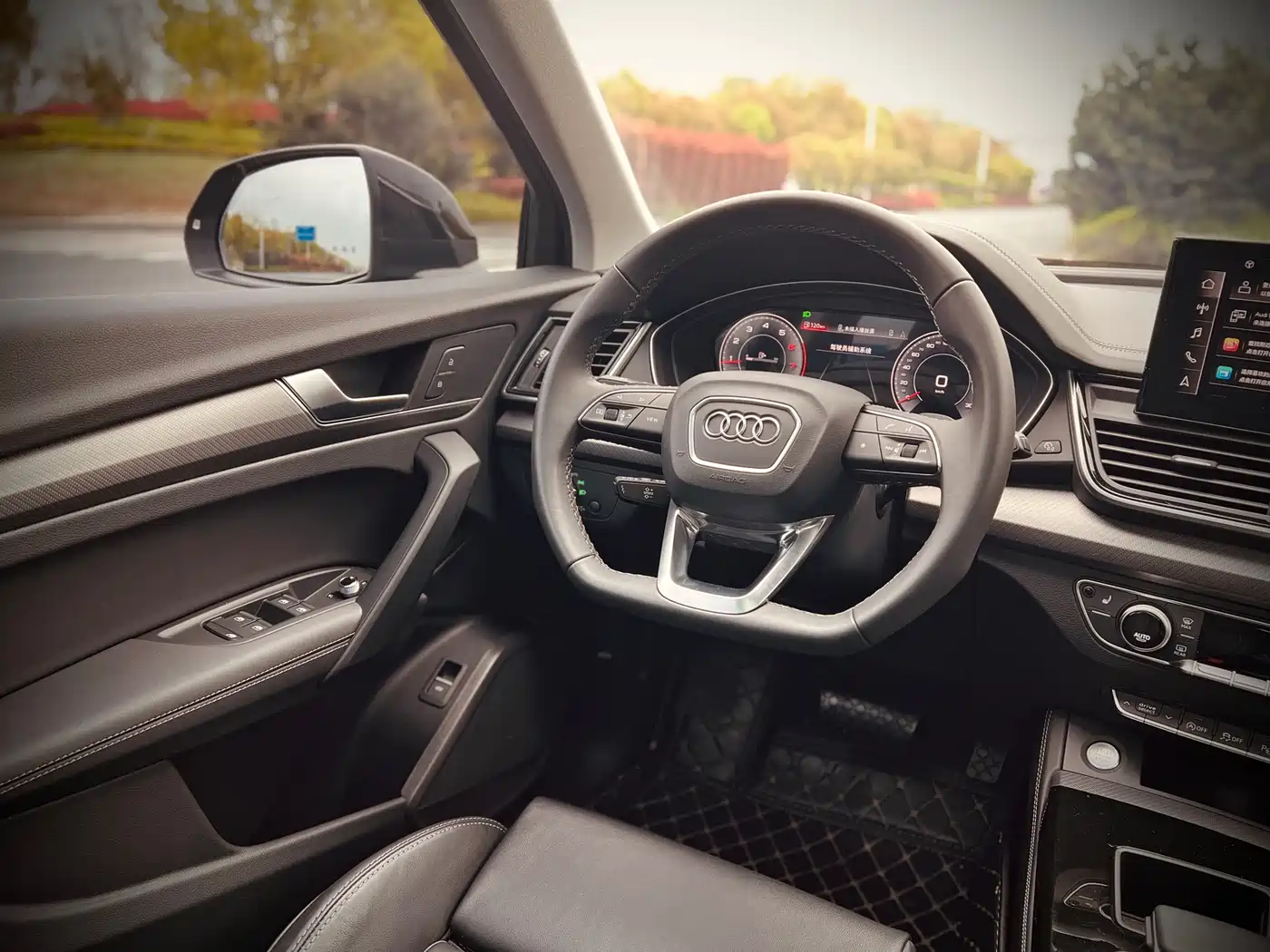 Audi Q5L 2022 Facelift 40T Luxury Dynamic фото 15