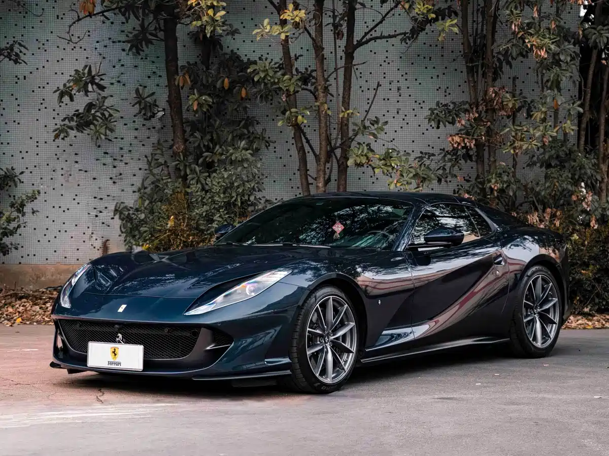 Ferrari 812 2023 2020 6.5L GTS