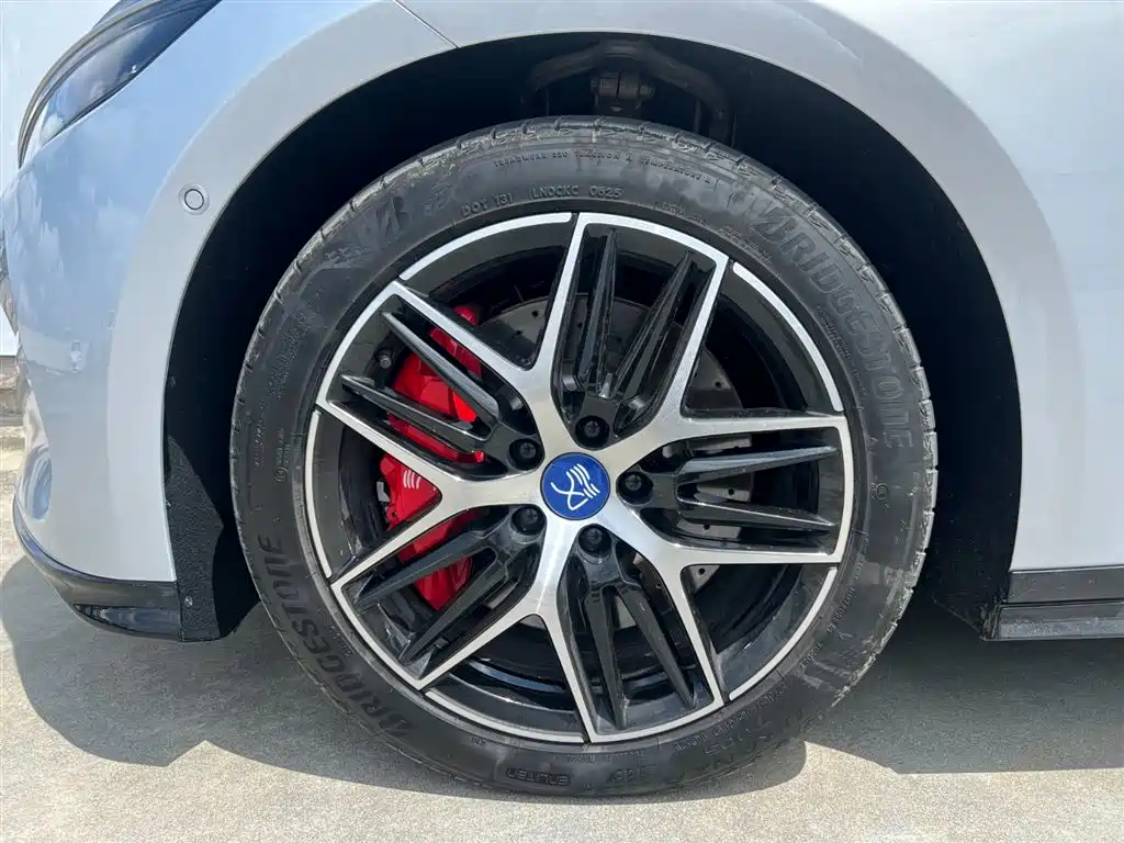 BYD Han L 2025 EV AWD LiDAR Flagship фото 25