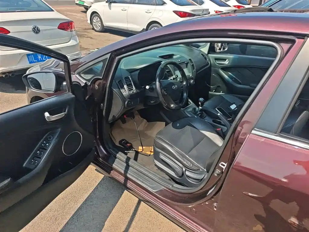 Kia K3 2013 1.6L Manual GLS фото 15