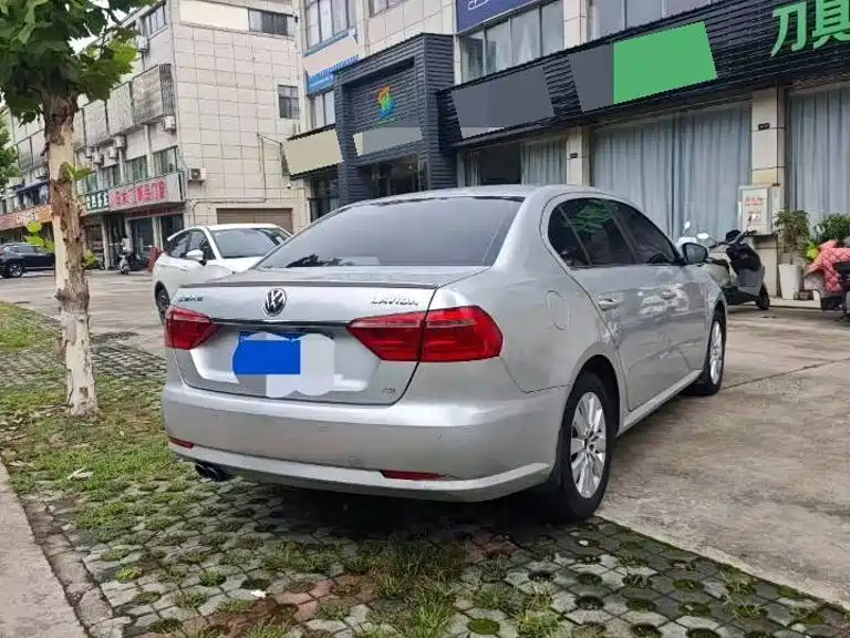 Photo 4 - Volkswagen Lavida