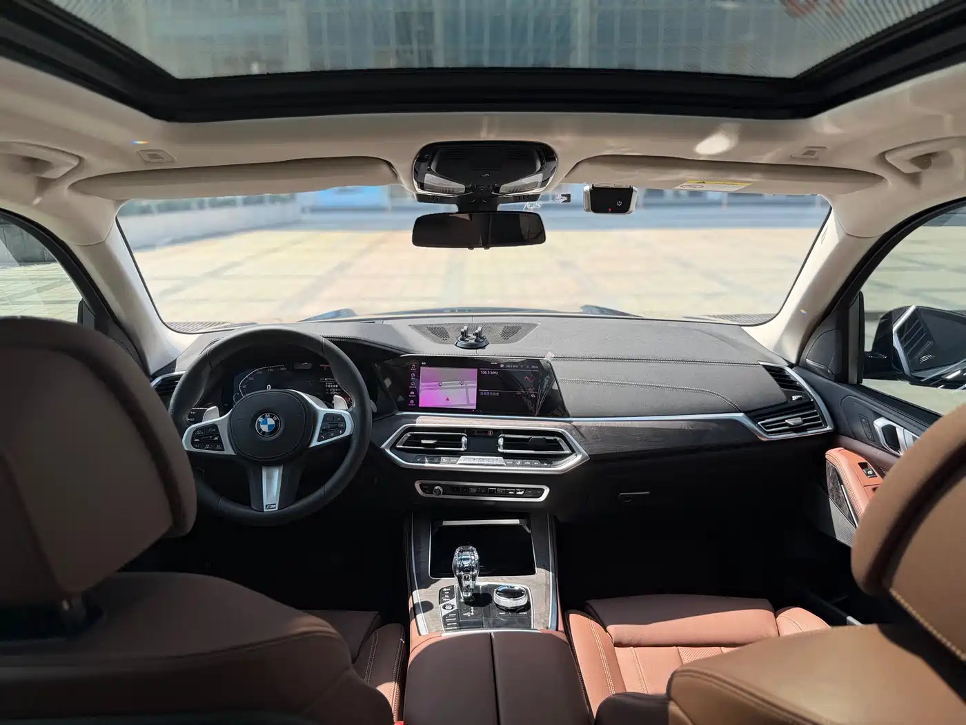 BMW X5 (Import) 2019 xDrive40i Exclusive M Sport Package фото 6