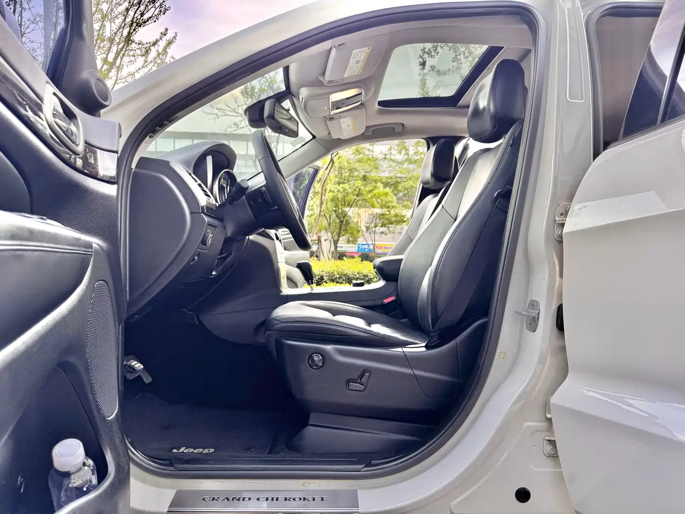 Фото 4 - Jeep Grand Cherokee (Import)
