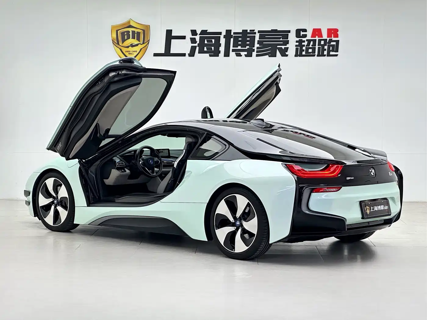 BMW i8 2014 Standard фото 3