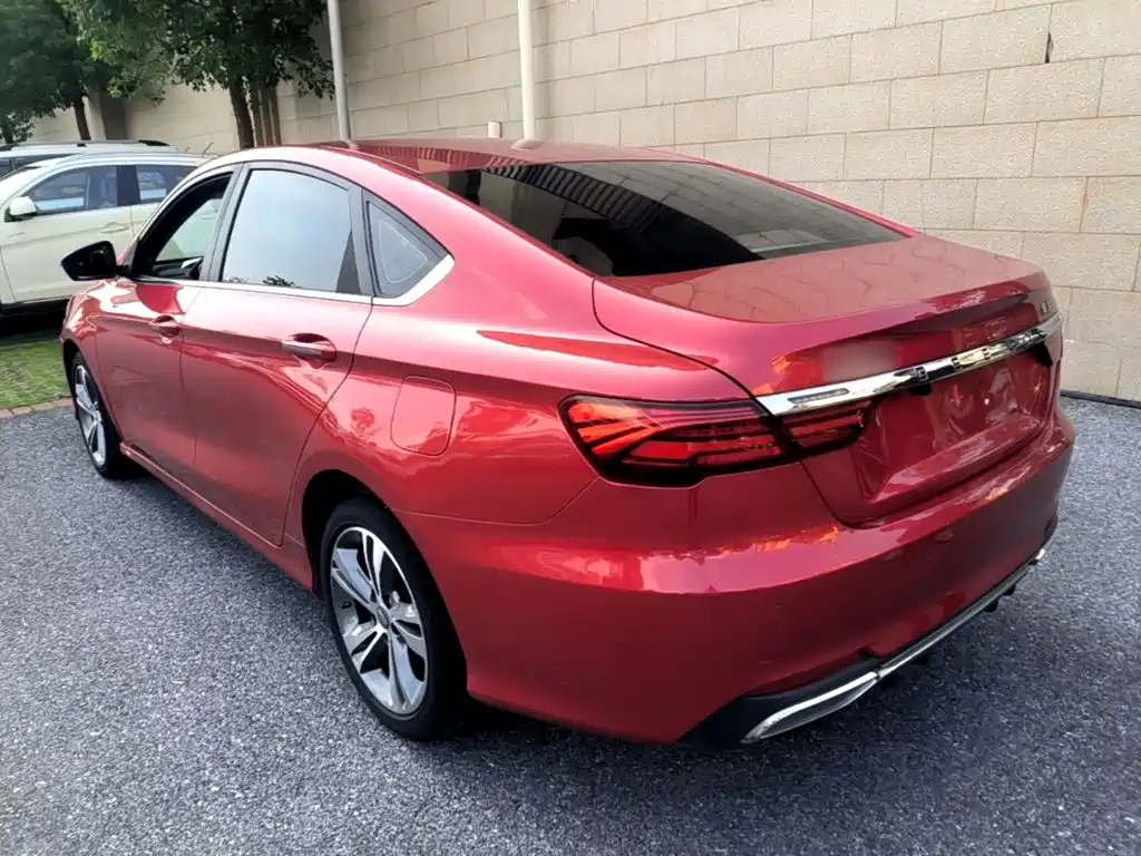 Фото 5 - Geely Binrui