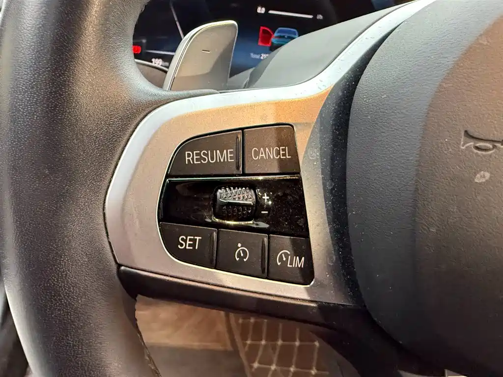 BMW 3 Series 2024 325i M Sport Shadowline Package фото 14