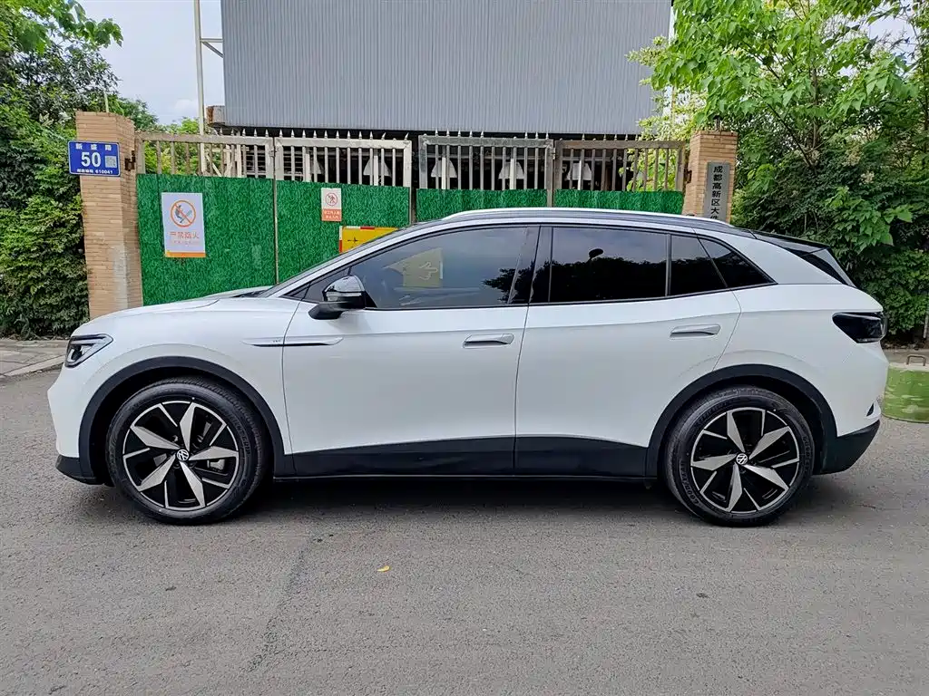 Volkswagen ID.4 CROZZ 2021 Nightfall Launch FWD Edition фото 3