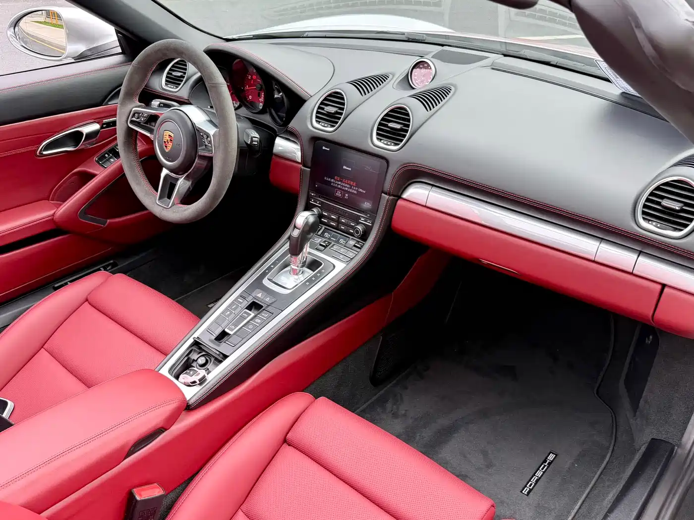 Porsche 718 2018 Boxster 2.0T фото 12