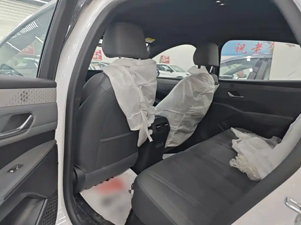BYD Qin PLUS 2026 2026 DM-i Smart Edition 128KM Progressive