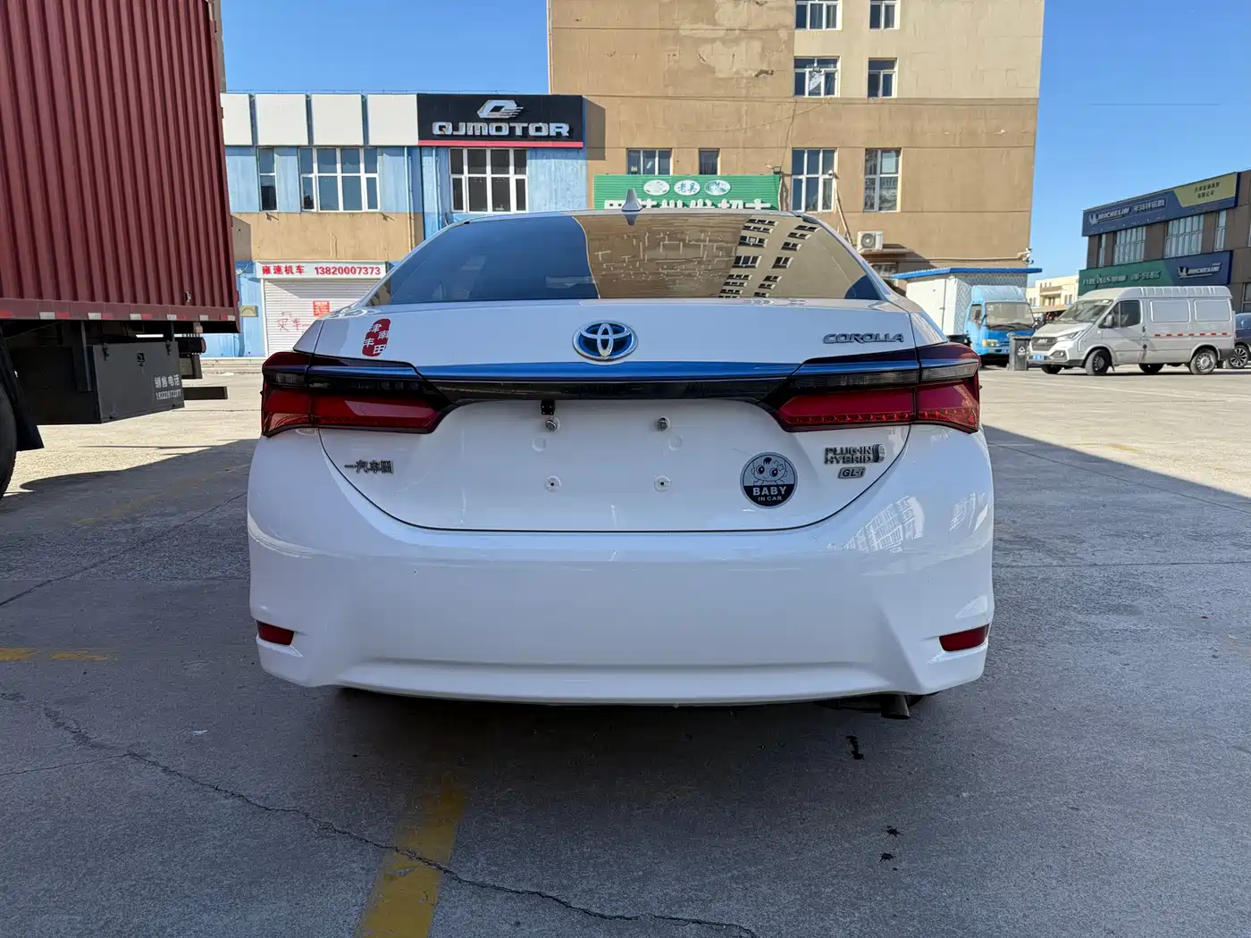 Toyota Corolla Twin Engine E+ 2019 1.8L E-CVT Leading Edition фото 5