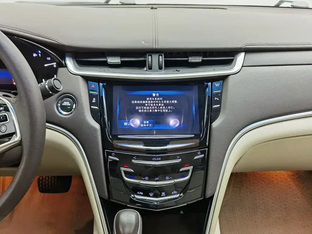 Cadillac XTS 2015 2015 28T Comfort