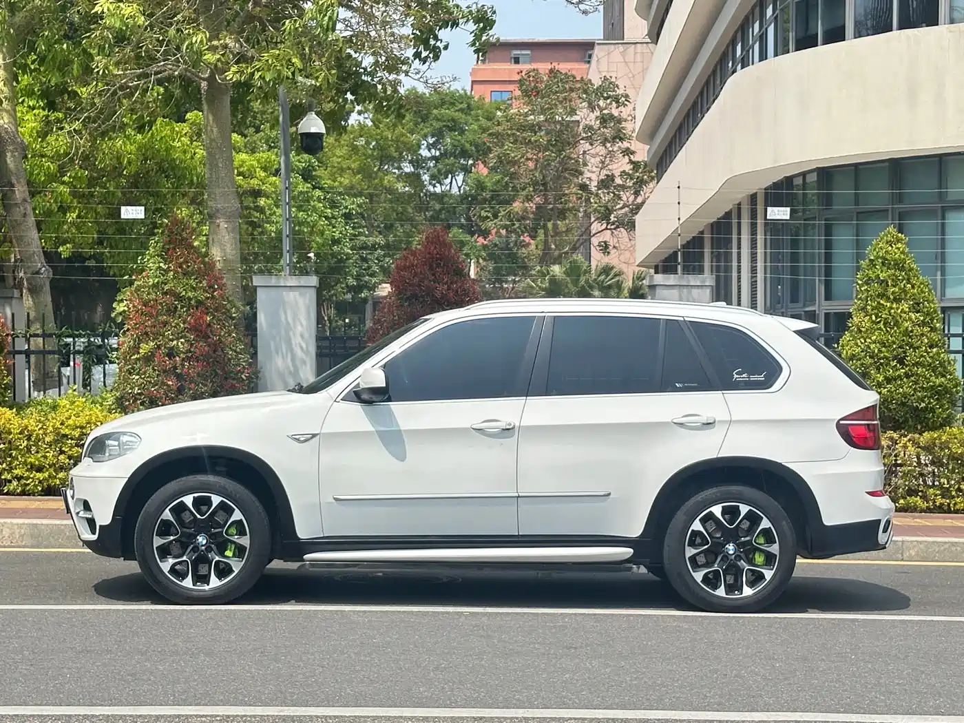 BMW X5 (Import) 2013 xDrive35i Leading фото 4