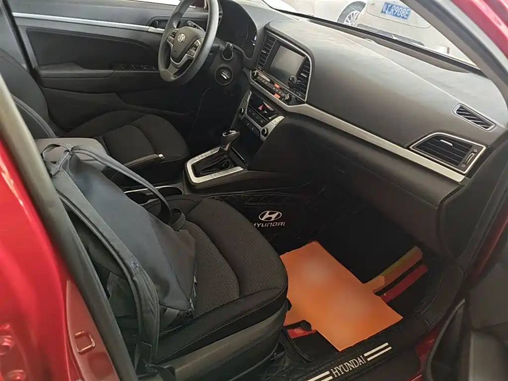 Hyundai Elantra 2016 Model 1.6L Automatic Smart Elite фото 25