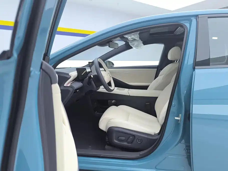 Nissan N6 2026 2025 High Configuration