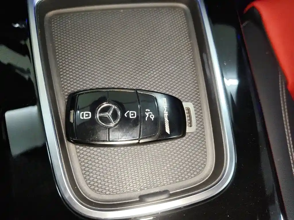 Mercedes-Benz CLA AMG 2024 Facelift AMG CLA 35 4MATIC фото 15