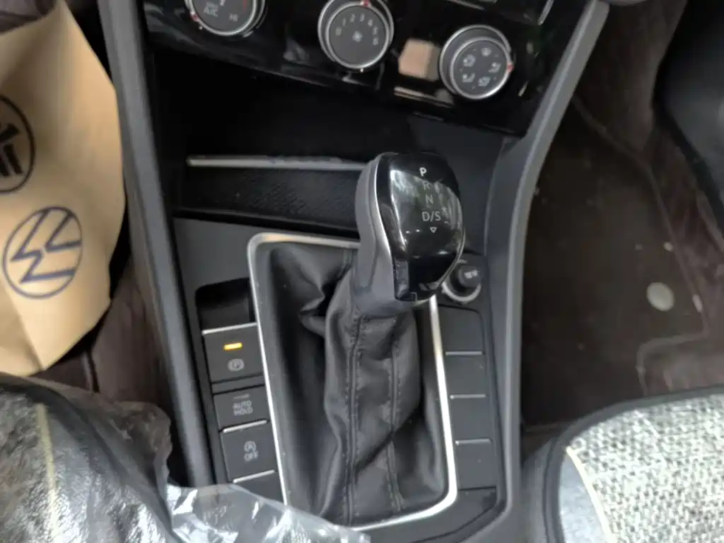 Volkswagen Sagitar, миниатюра 10