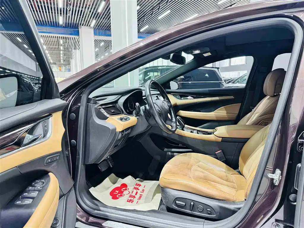 Buick LaCrosse 2016 20T Luxury фото 11