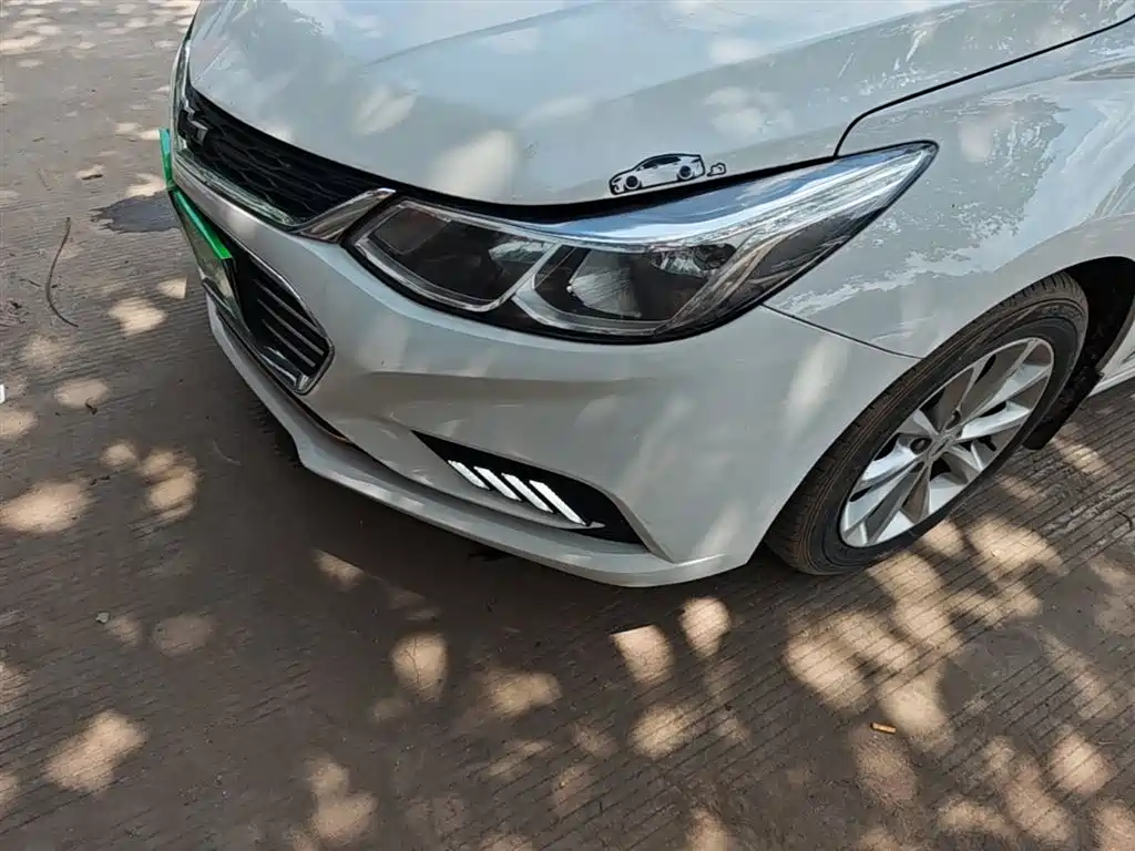 Chevrolet Cruze 2018 320 Automatic Pioneer Sunroof Edition фото 24