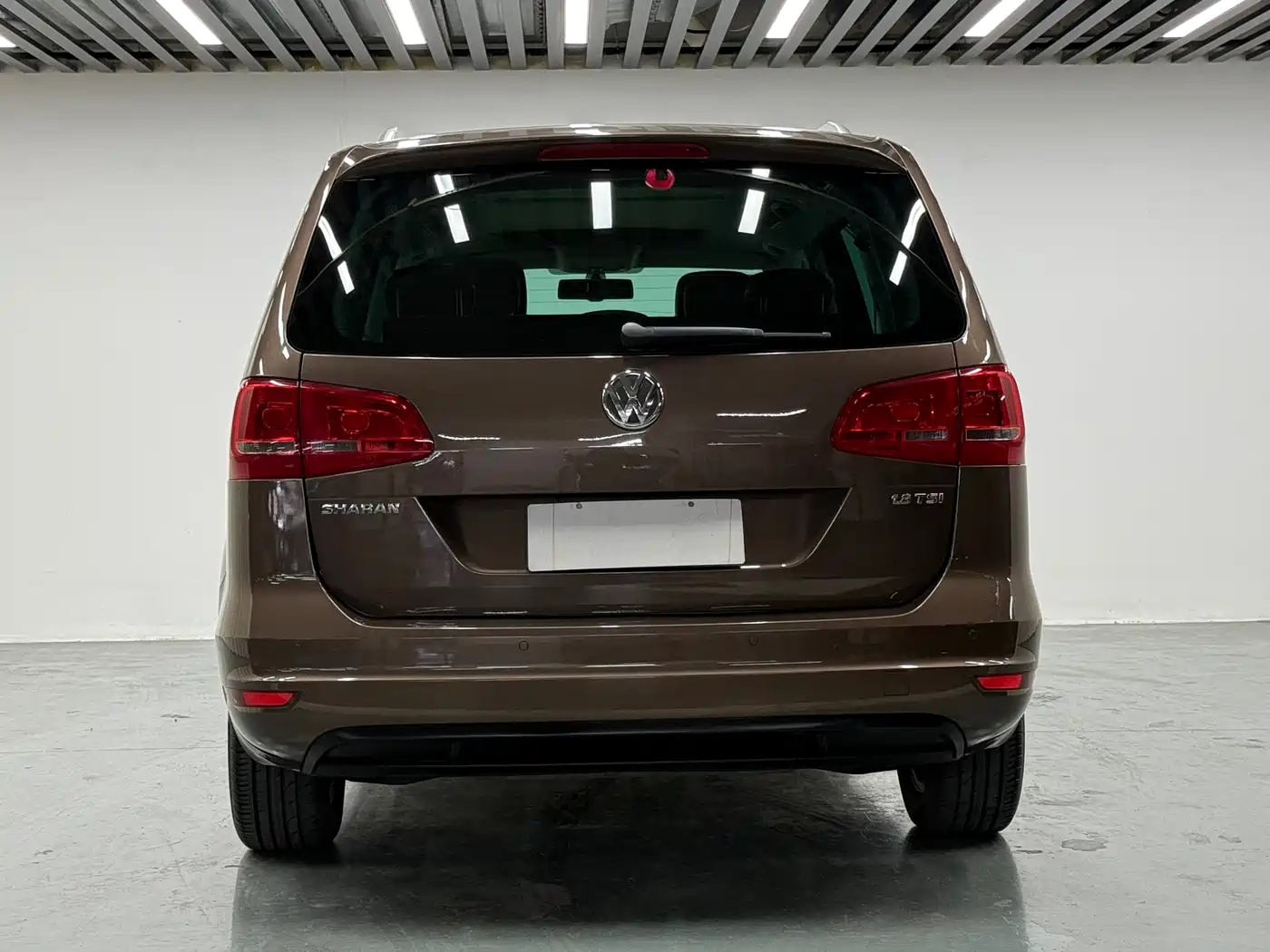 Volkswagen Sharan 2013 1.8TSI Comfort фото 23