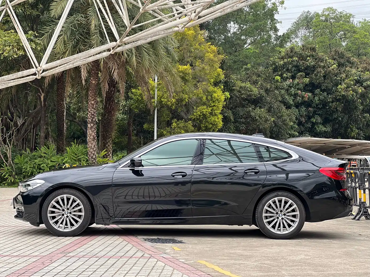 BMW 6 Series GT 2019 630i Luxury Design Package фото 4