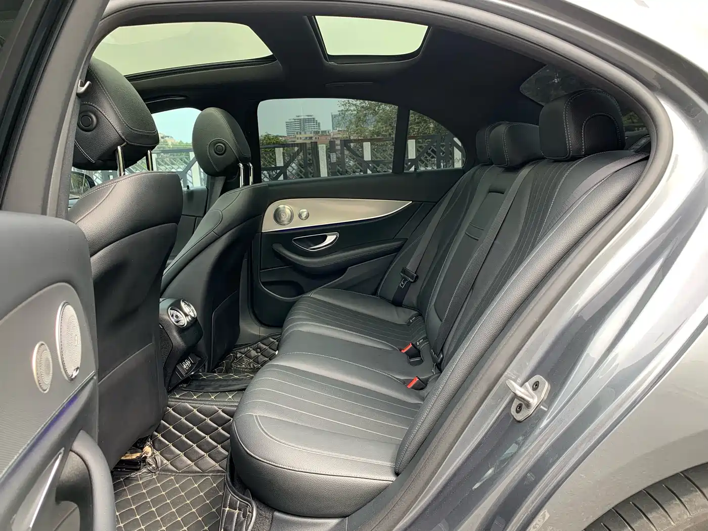 Mercedes-Benz E-Class (Import) 2020 E 260 Sport фото 14