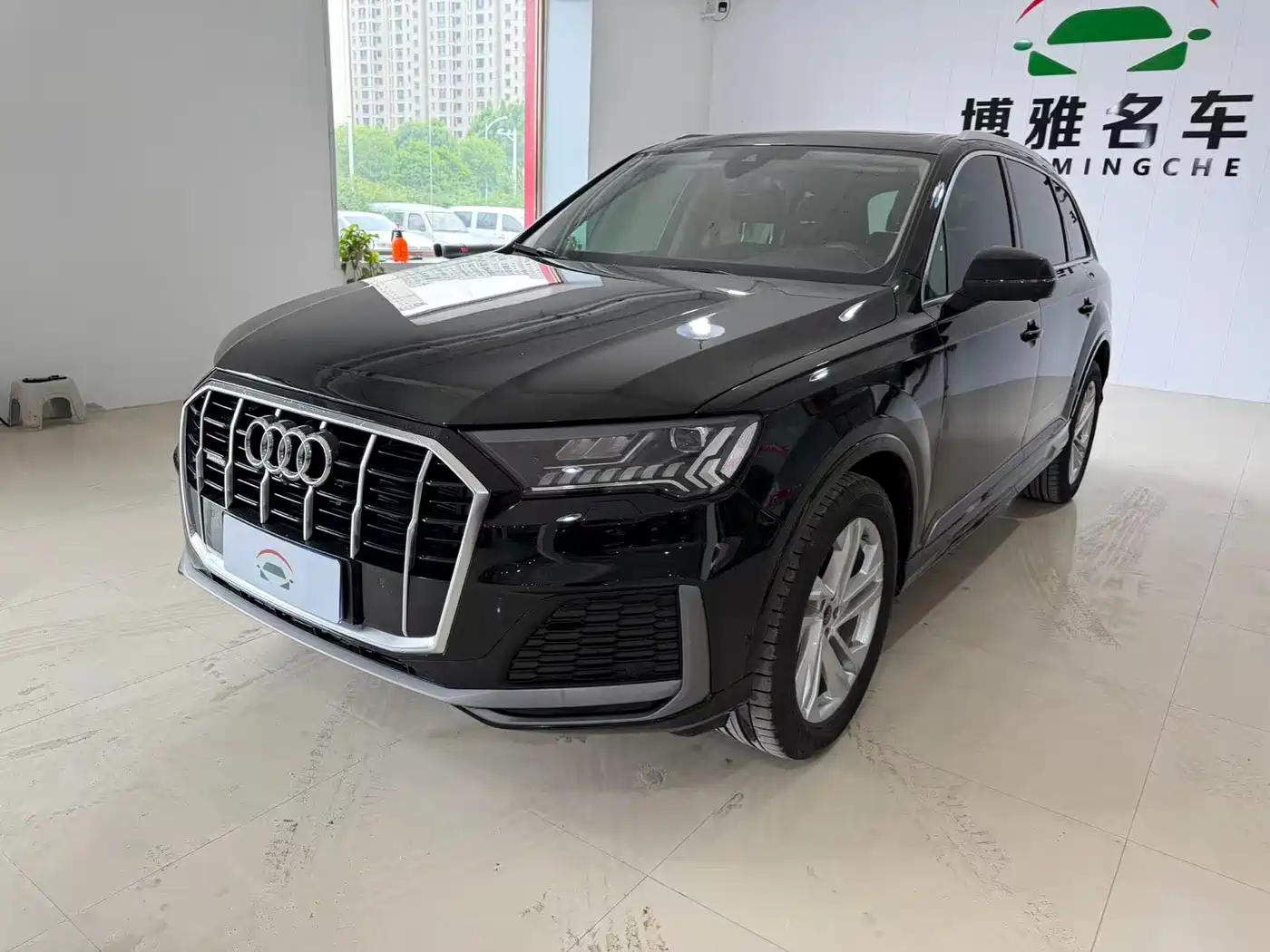 Фото 3 - Audi Q7