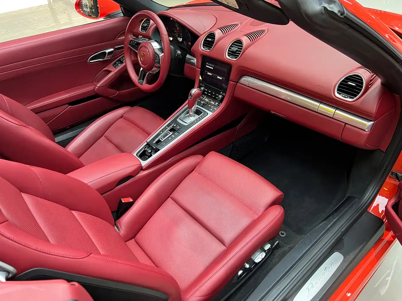 Porsche 718 2018 Boxster 2.0T фото 8
