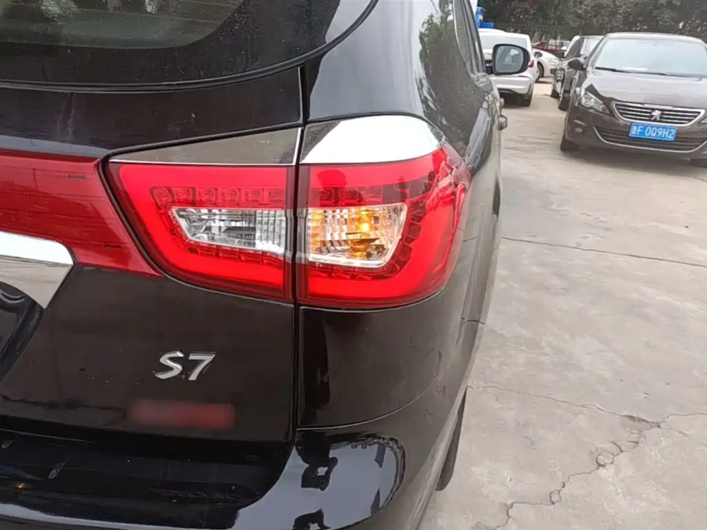 BYD S7 2015 2.0T Automatic Premium фото 8