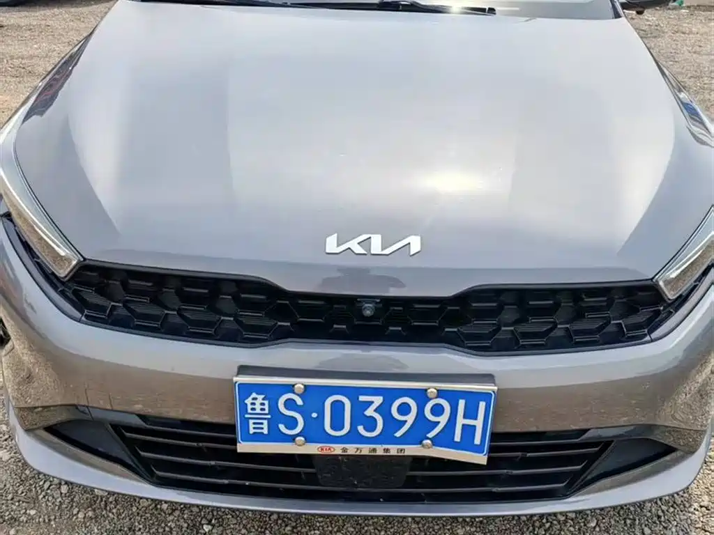 Kia K3 2023 Model 1.5L CVT Luxury Edition фото 2