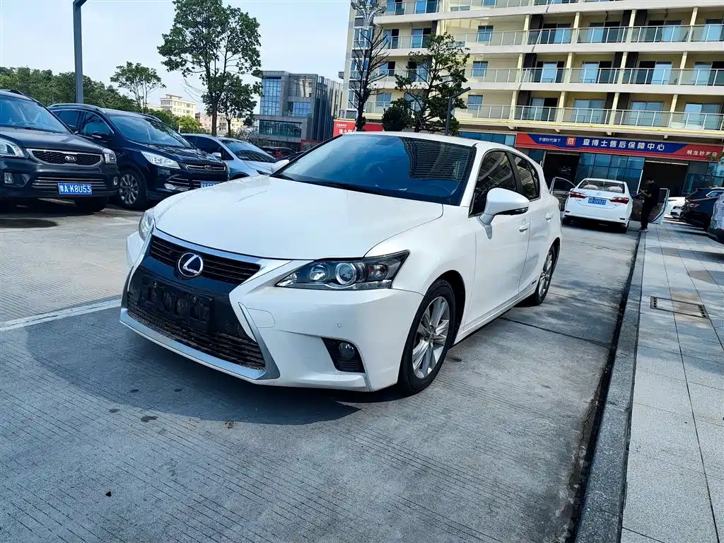Lexus CT 2017 2014 CT200h Comfort Monochrome